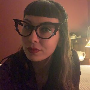 Meet your Posher, Jackie